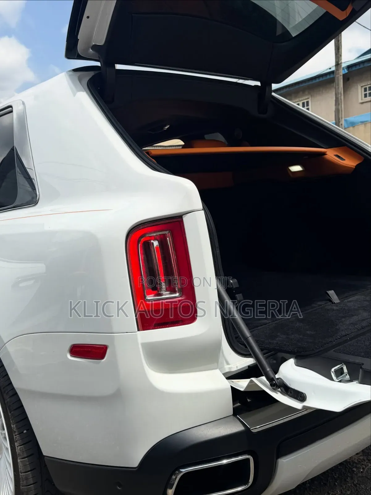 Rolls-Royce Cullinan Base 2020 White