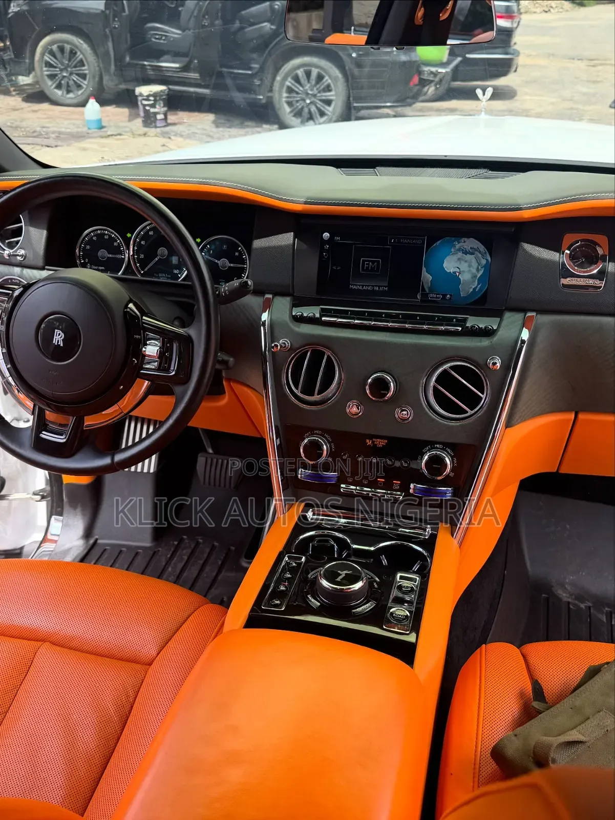 Rolls-Royce Cullinan Base 2020 White