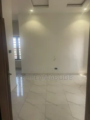 4bdrm Duplex in Magodo Phase 1 for rent