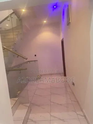 4bdrm Duplex in Magodo Phase 1 for rent