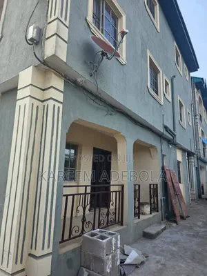 3bdrm Block of Flats in Alagbole for rent