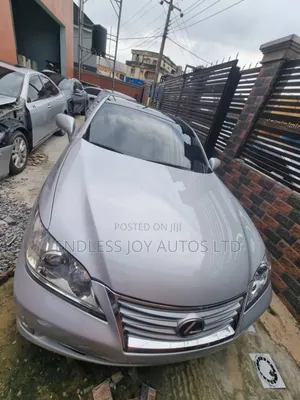 Lexus ES 350 2011 Silver