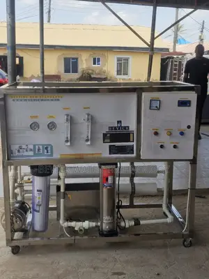 6 Membrane Reverse Osmosis (Ro) System