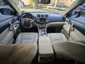 Toyota Highlander Limited 2012 Off white