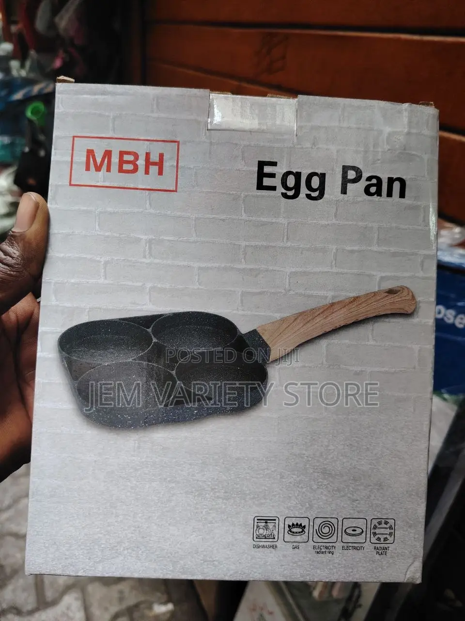 4 Holes Egg Pan