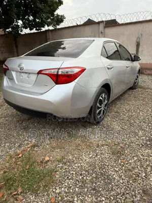 Toyota Corolla LE Eco Premium 4dr Sedan (1.8L 4cyl CVT) 2014 Silver