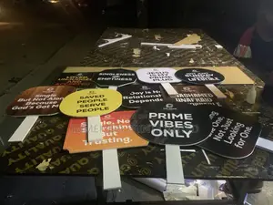 Props, Placards