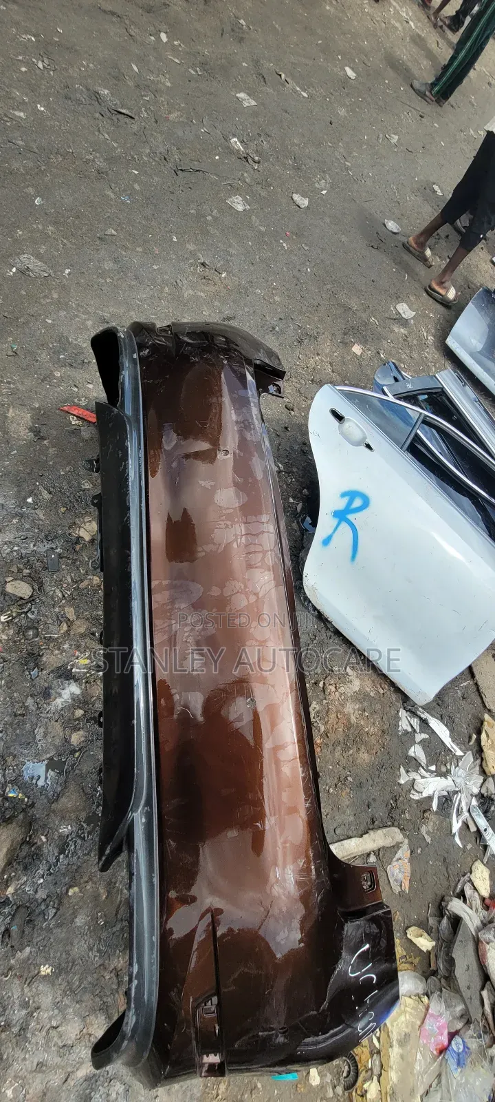 Back Bumper Es 350 2018