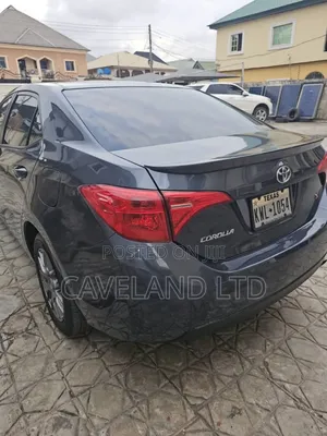 Toyota Corolla S Plus 4dr Sedan (1.8L 4cyl CVT) 2016 Gray