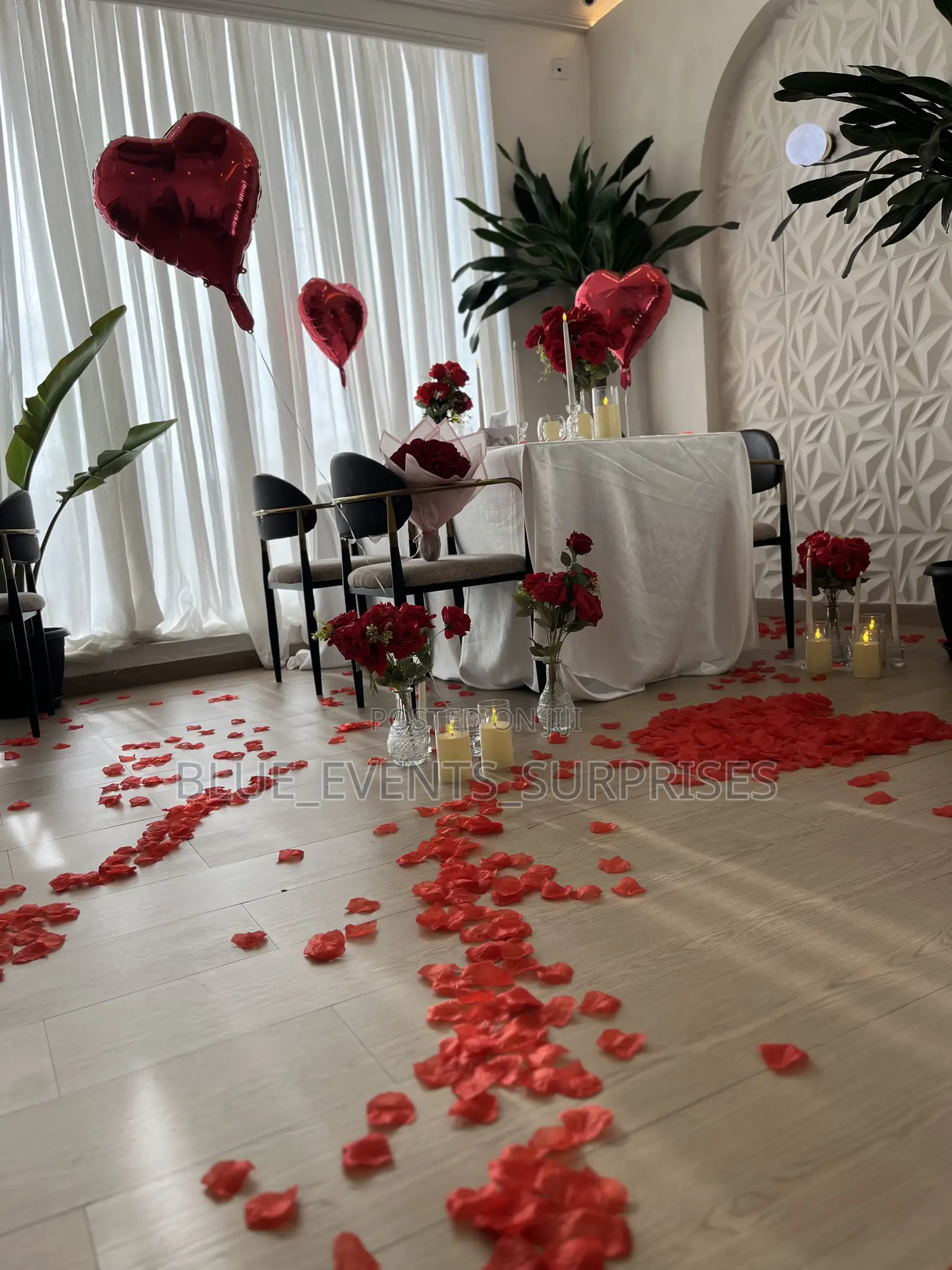 Couple Dinner Date/Proposal Dinner Setting/Helluim Ballons