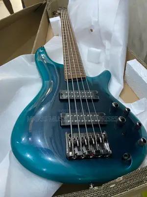 Ibanez Sr305e 5-String Electric Bass Guitar