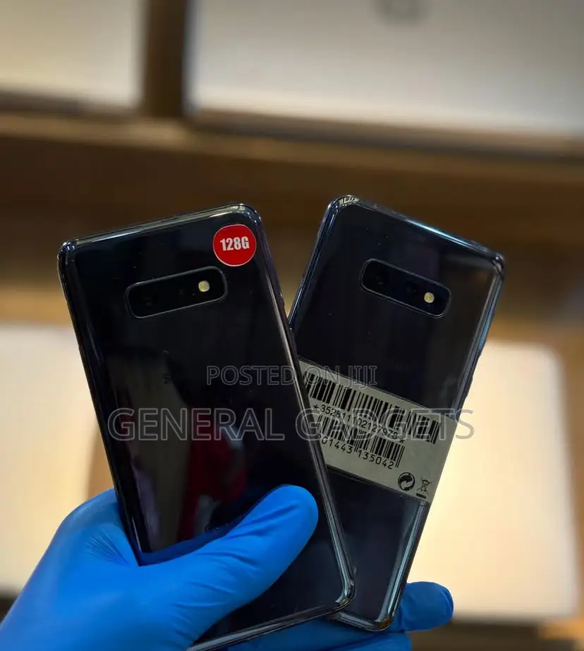 Samsung Galaxy S10e 128 GB Blue