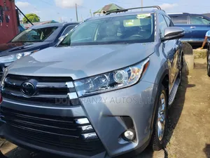 Toyota Highlander 2016 Silver