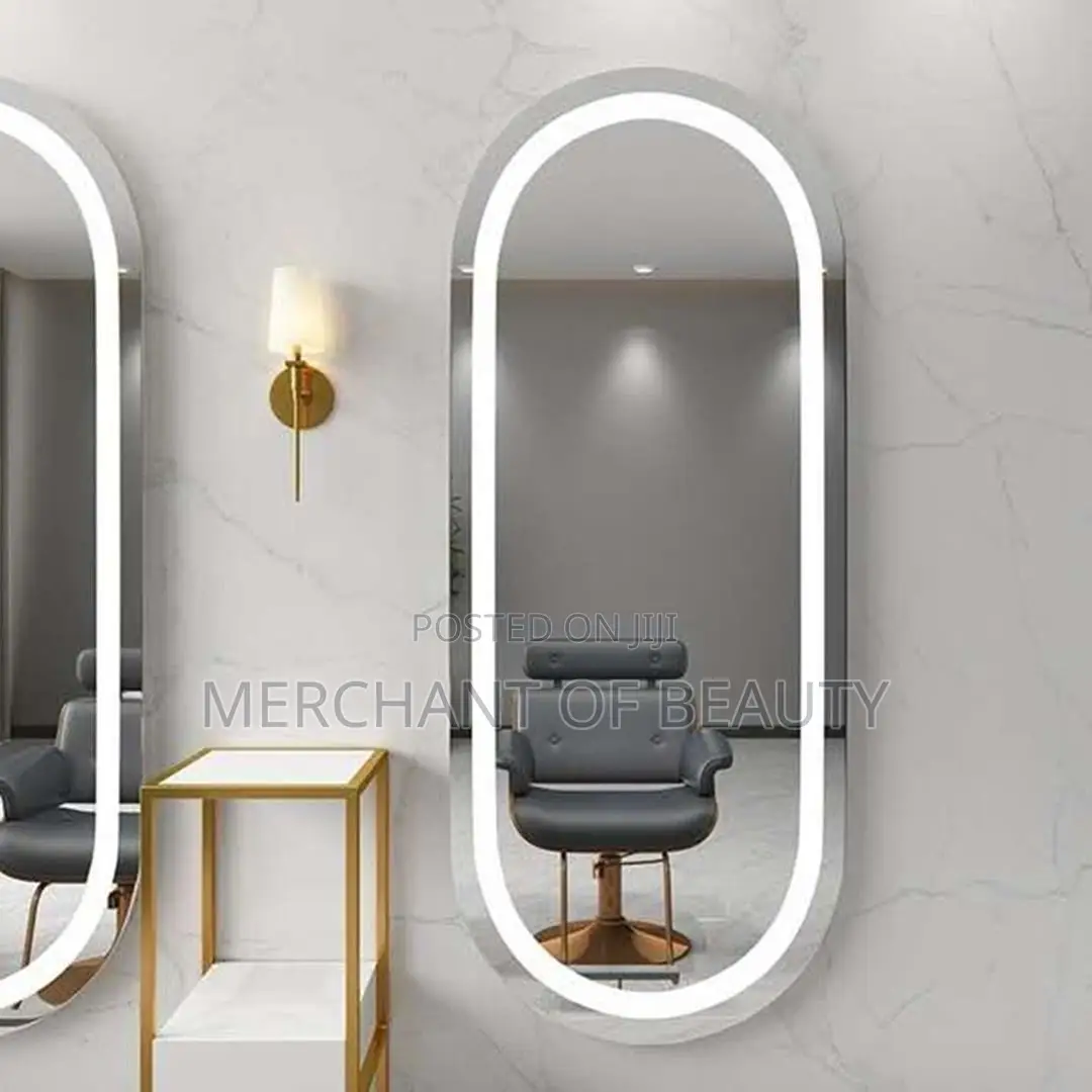 Salon Set With Mirrors
