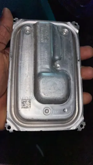 Headlights Charger for A220, Glk, Glc, Gle, Cla, Ml, W205, 213, Gwagon
