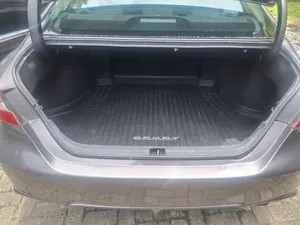 Toyota Camry SE FWD 2020 Gray
