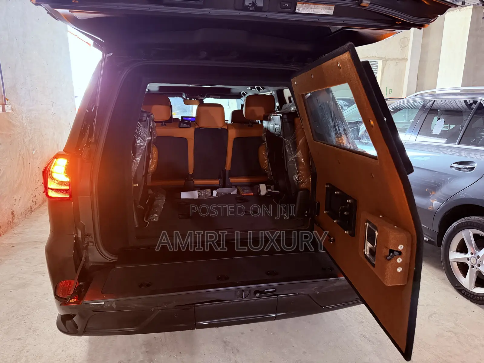 Lexus LX 2021 Black