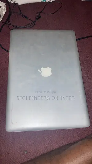 Laptop Apple MacBook Pro 8GB Intel Core I7 HDD 500GB