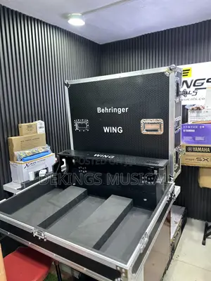 Behringer Wing Digital Mixer Flight Case Box With Wheels