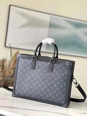 Louis Vuitton Quality Luxury Men Official Handbag/Laptop Bag