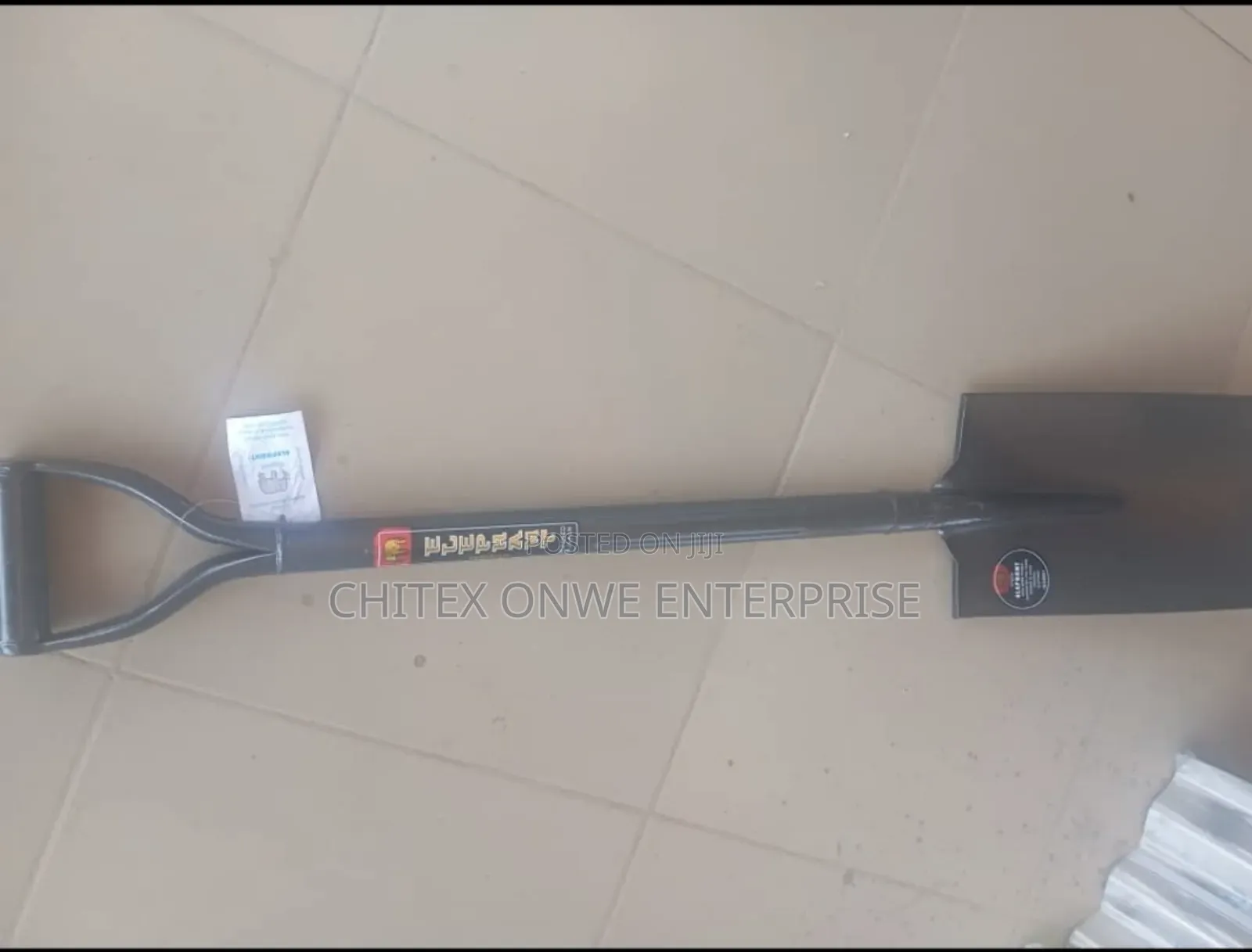 Working Shovel