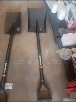 Working Shovel