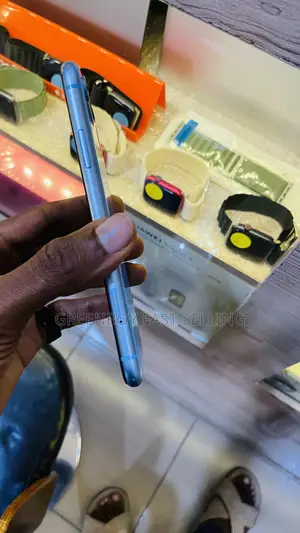Apple iPhone XR 64 GB Blue