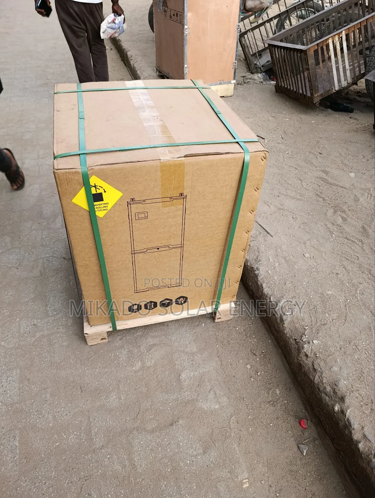 Blue Carbon Stackable—Reliable Power Storage 4 Solar Backup Systems