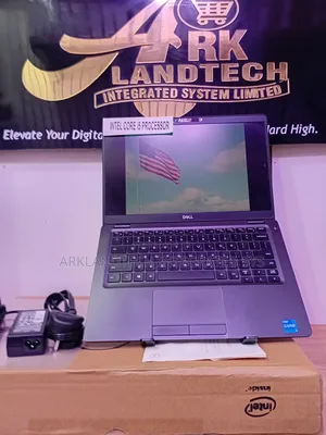 New Laptop Dell Latitude 5400 12GB Intel Core I5 SSHD (Hybrid) 512GB