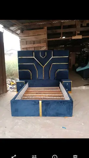 4 and Half Butterfly Bed