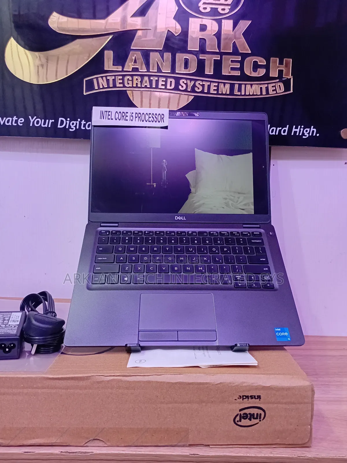 New Laptop Dell Latitude 5285 12GB Intel Core I5 SSD 512GB