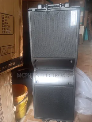 Black Star 12 Inches Line Array Speakers