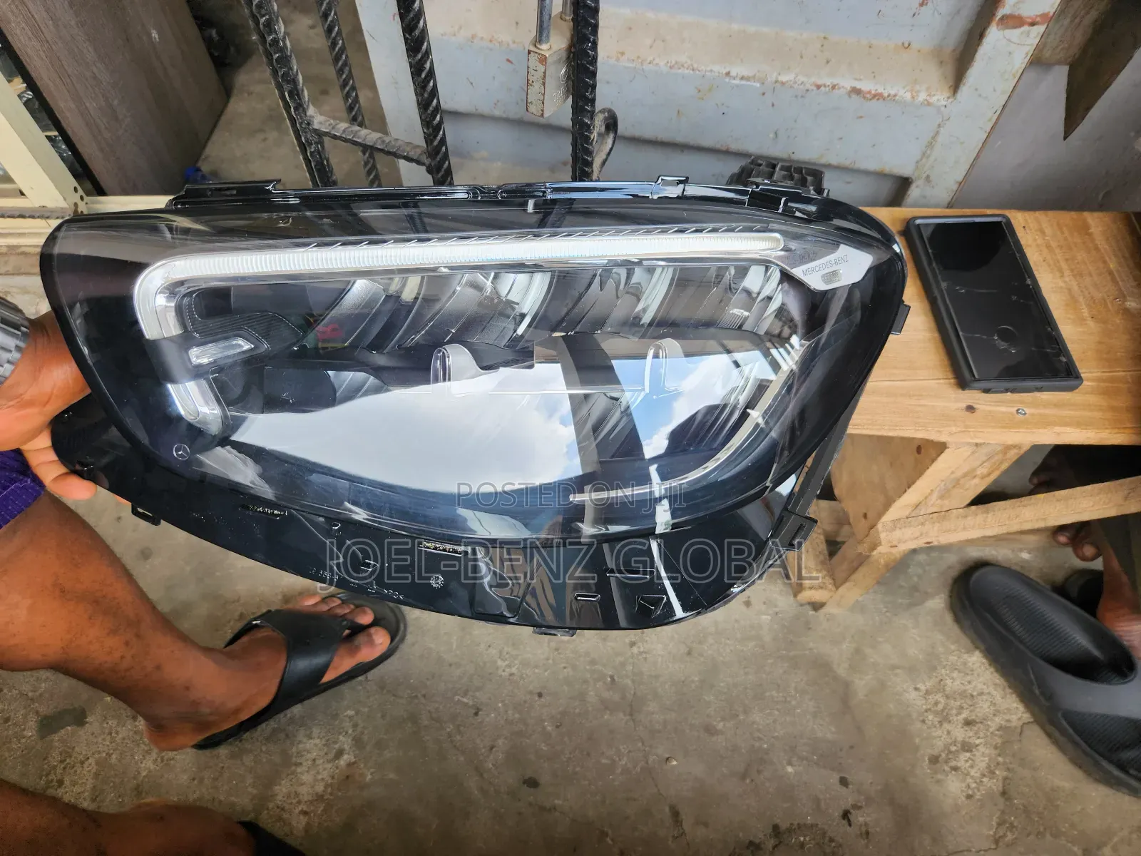 E350 2022 Passenger Side Headlight