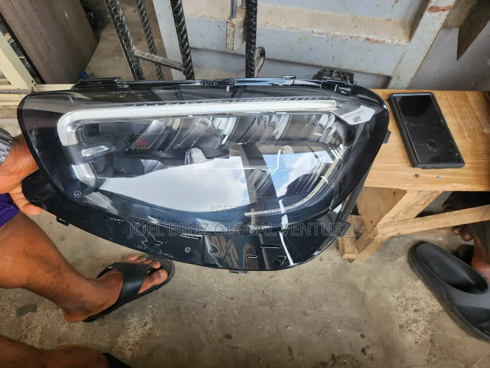 E350 2022 Passenger Side Headlight