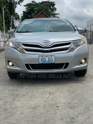 Toyota Venza XLE 4dr Wagon (3.5L 6cyl 6A) 2015 Silver