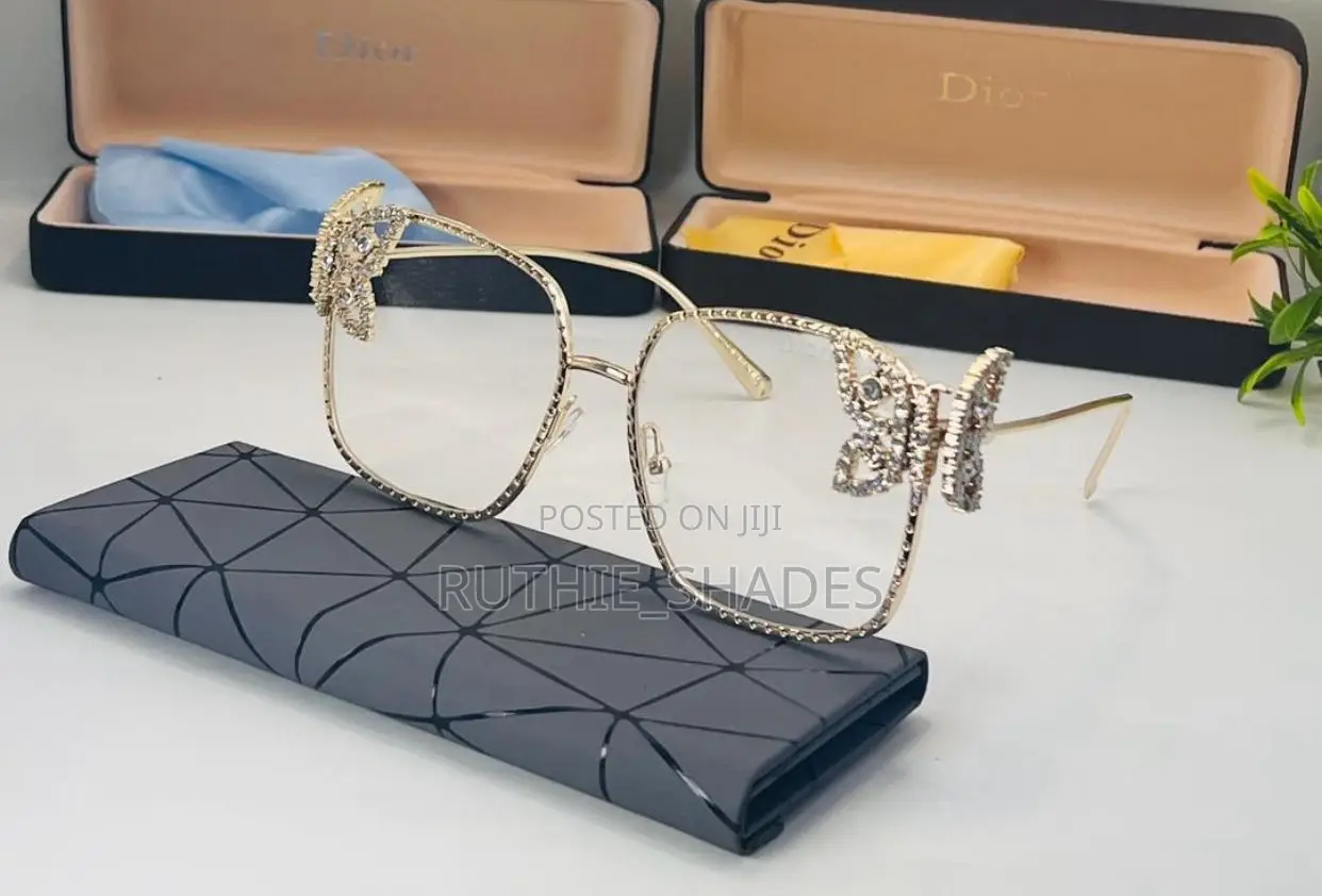Ruthie Shades