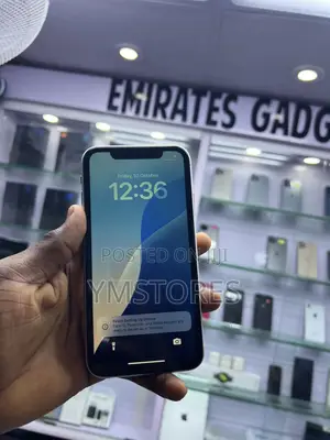 Apple iPhone 11 128 GB White
