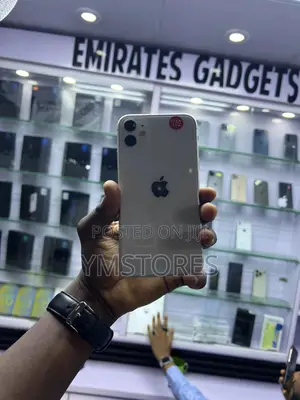 Apple iPhone 11 128 GB White