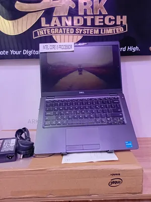 New Laptop Dell Latitude 5320 12GB Intel Core I5 SSD 256GB