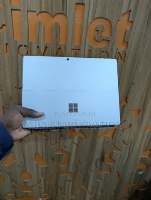 Laptop Microsoft Surface Pro 9 16GB Intel Core i5 SSD 256GB