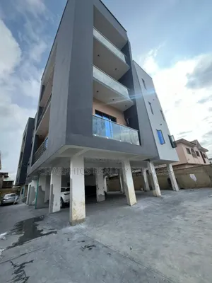 3bdrm Apartment in Ikeja for sale