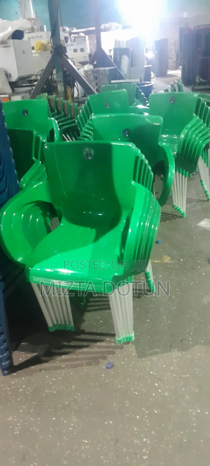 Commander Chair