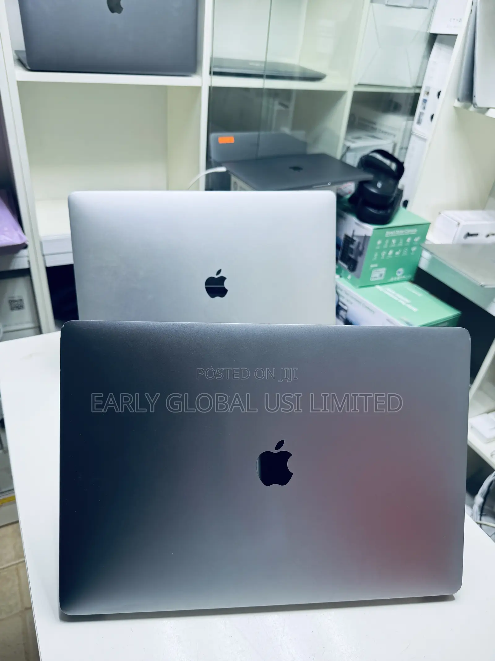 Laptop Apple MacBook Pro 2016 16GB Intel Core I7 SSD 256GB