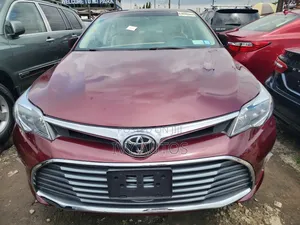 Toyota Avalon Limited 4dr Sedan (3.5L 6cyl 6A) 2014 Red
