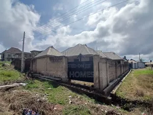 8bdrm Bungalow in Promiseland, Elebu, Akala Express for sale