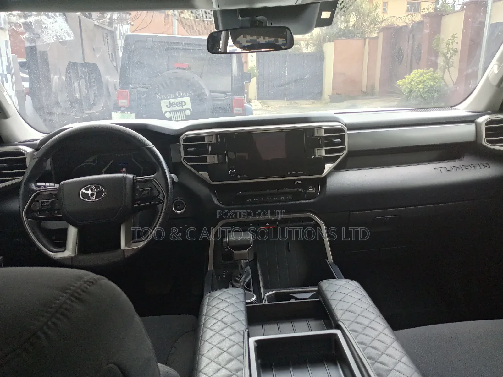 Toyota Tundra 2023 White