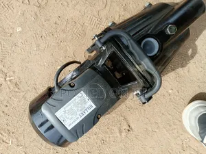 Hillary Pump (Surface)