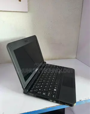 Laptop Toshiba NB200 2GB Intel Atom HDD 160GB