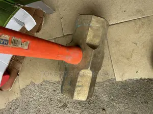Non-Sparking Sledgehammer (18kg)