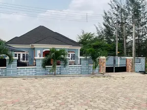 4bdrm Bungalow in Akobo for sale